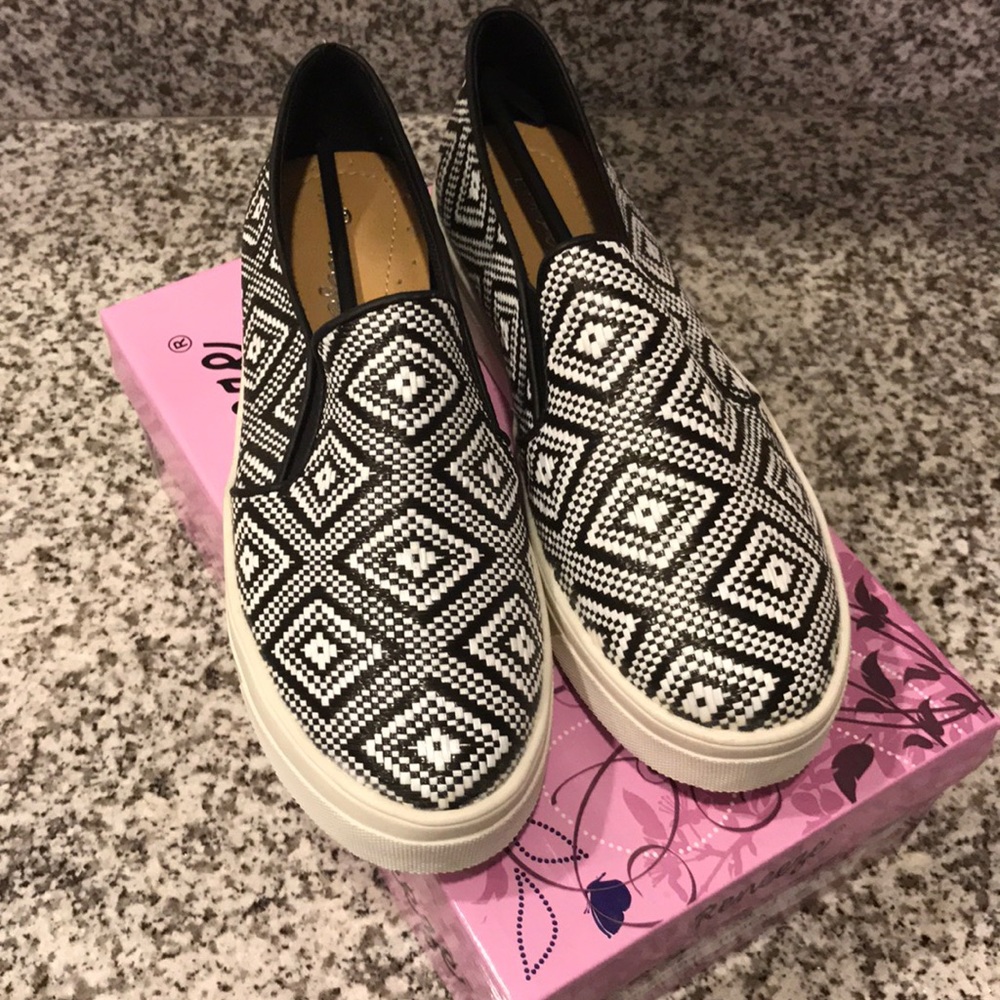 Slip-on shoes